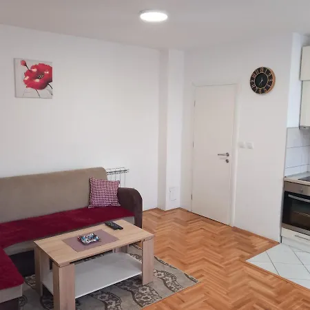 Stan Na Dan-apartman N&t2 Apartman Lukavica