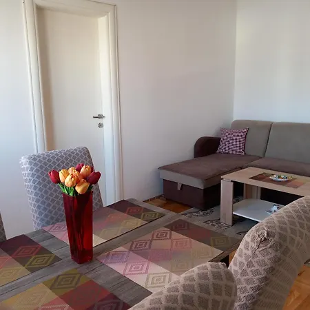 Stan Na Dan-apartman N&t2 Lukavica