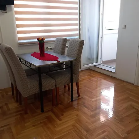 Stan Na Dan-apartman N&t2 * Lukavica