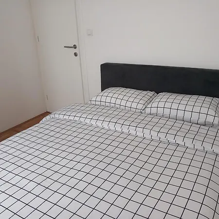 Apartman Stan Na Dan-apartman N&t2 *