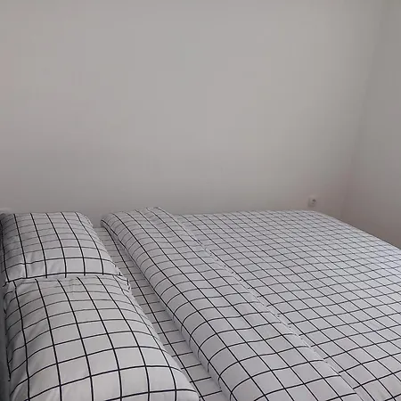 Stan Na Dan-apartman N&t2 Lukavica