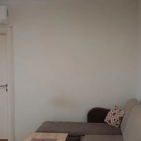 Stan Na Dan-apartman N&t2 Lukavica